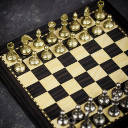 Italfama Antiquated Zinc Chess Set with Wood Board in Executive Case - Small
