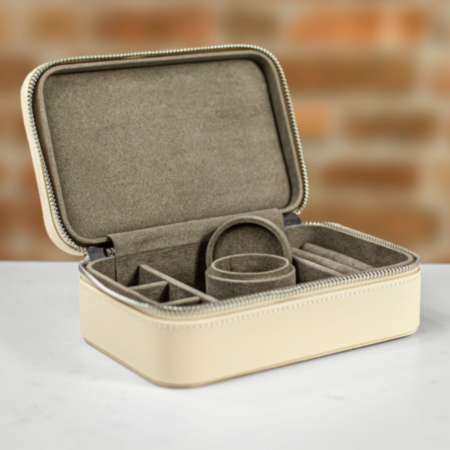 WOLF Leather Travel Zip Case