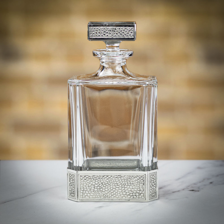 English Pewter Co Manhattan Rectangular Decanter 650ml