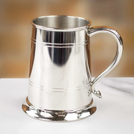 English Pewter Co Swan Handle Pewter Tankard - 1 Pint