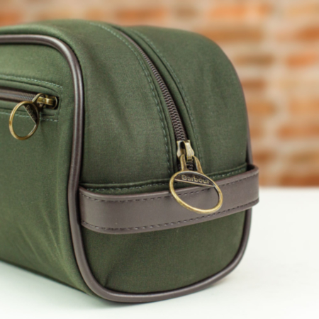 Barbour Wax Washbag – Olive Brown