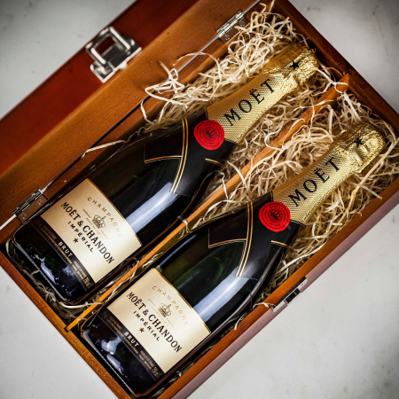 Moët &amp; Chandon Champagne in Personalised Premium Wood Gift Box - Two Bottles