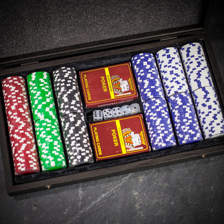 Manopoulos Luxury Poker Set in Black Wooden Case
