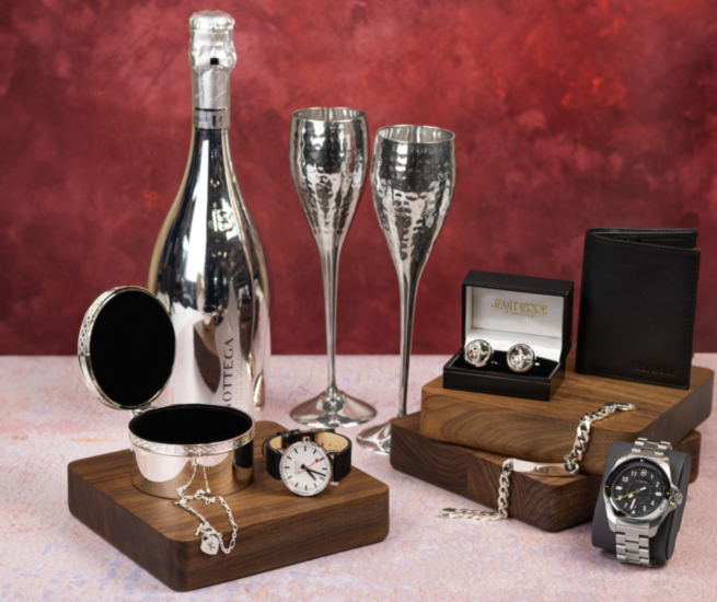 The Valentine's Day Gift Guide for Him - Top 10 Personalised Gift Ideas